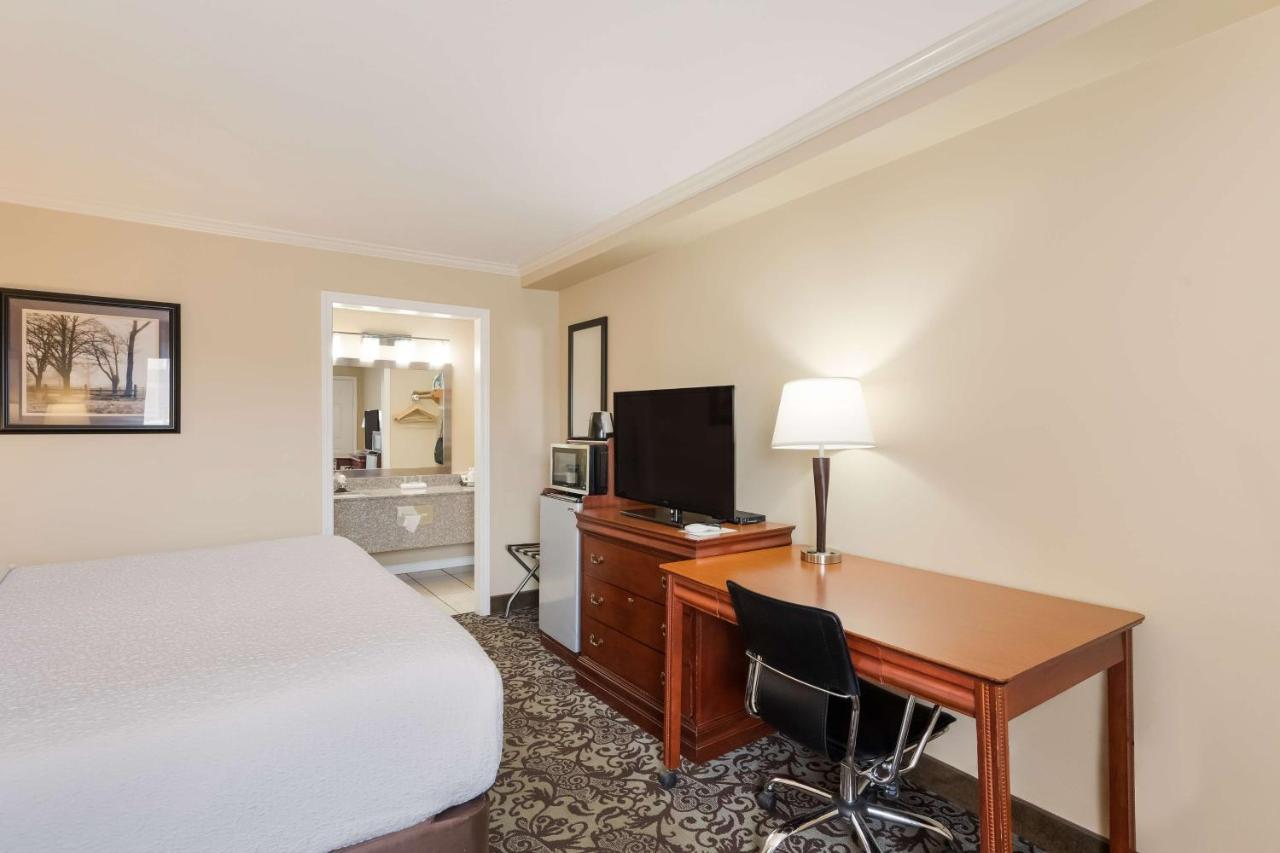 Best Western Конуей Екстериор снимка